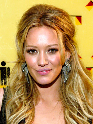 Hilary Duff Hairstyles on Hilary Duff Haircut And Hairstyles Pictures   Celebrity Hairstyle